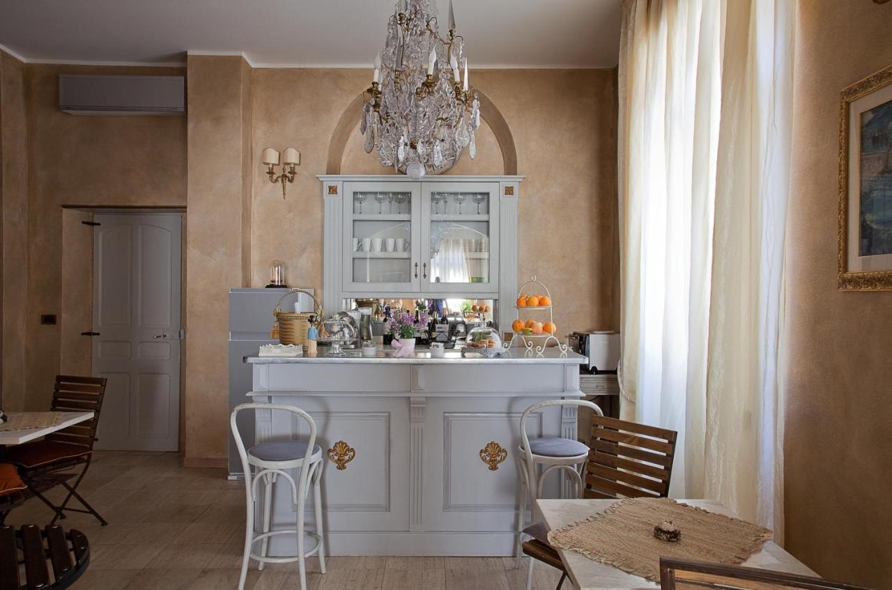 Hotel La Petite Maison Viareggio Extérieur photo