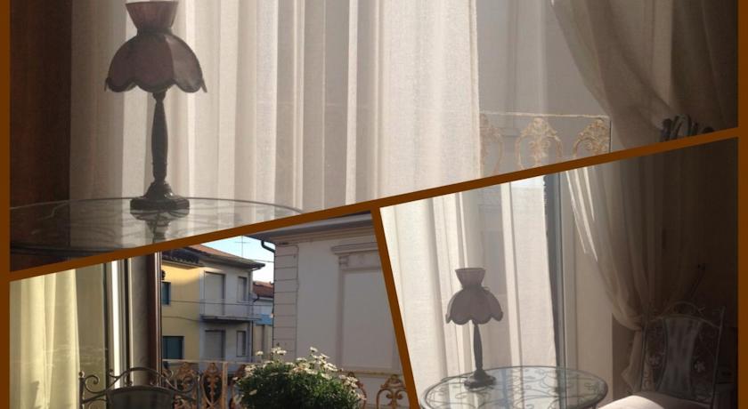 Hotel La Petite Maison Viareggio Extérieur photo