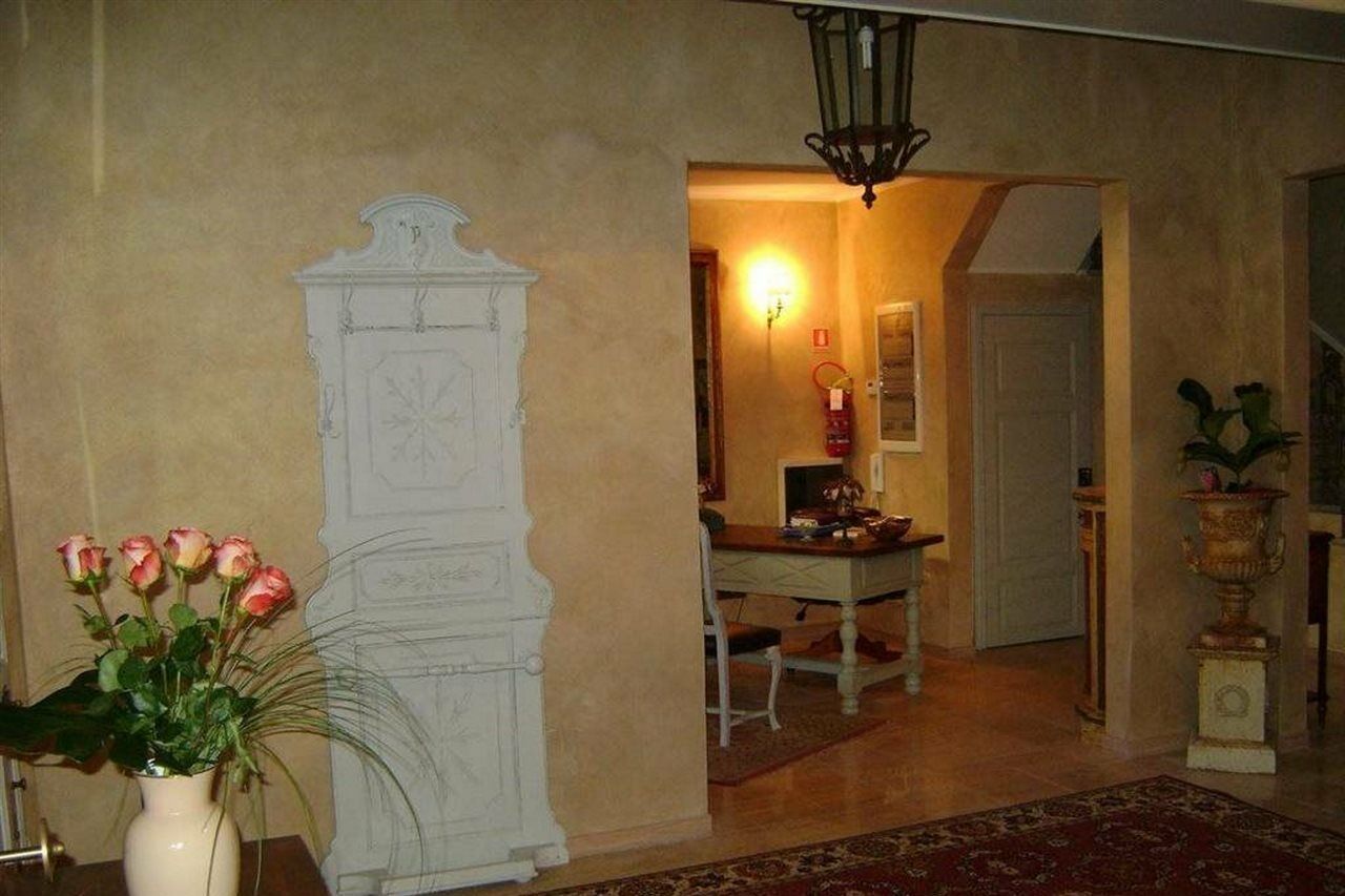 Hotel La Petite Maison Viareggio Extérieur photo